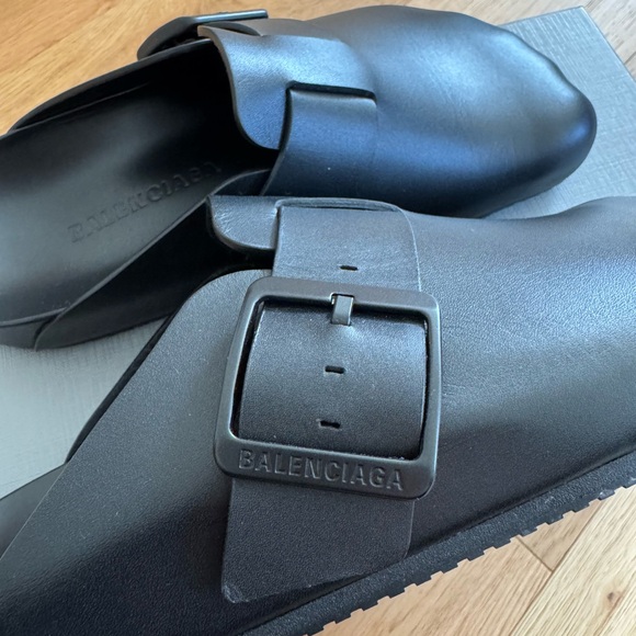 Balenciaga Sunday Mules - Picture 6 of 10